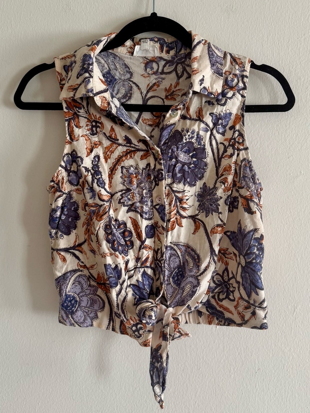 Nicole Miller • Floral Button-Up Shirt